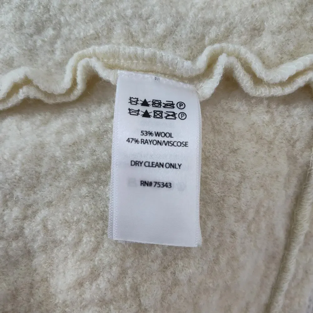 Tahari Vest Women's Large / XL White Wool Blend Collared Button Front Pockets